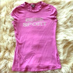 Women Bebe sport T-shirt.